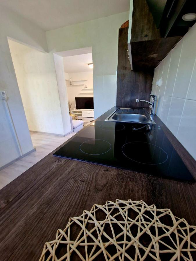 Split Apartment 외부 사진